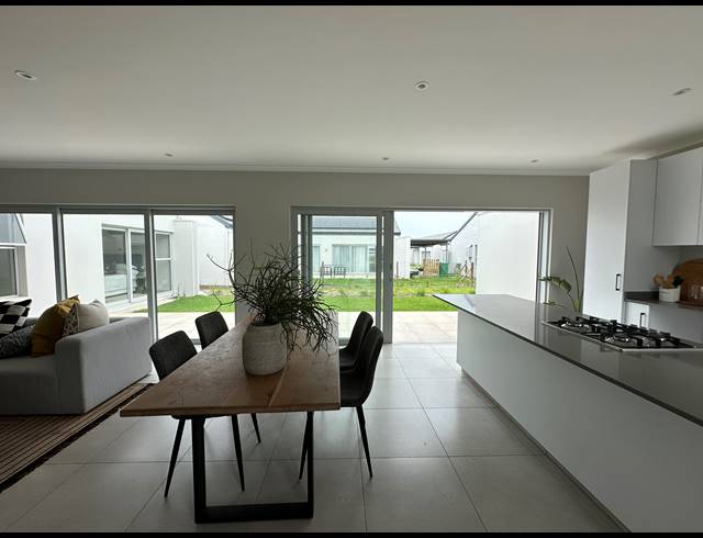 2 BEDROOM HOUSE FOR SALE IN LALELA ESTATE
